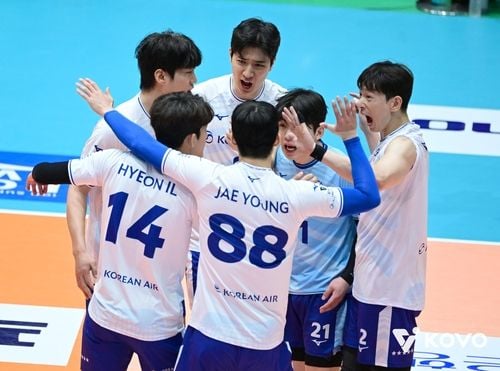 “5세트 대역전극”…대한항공, 삼성화재 꺾고 OK저축은행과 결승 격돌 / 연합뉴스