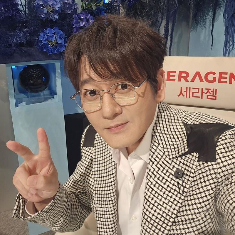 가수 신승훈 인스타그램