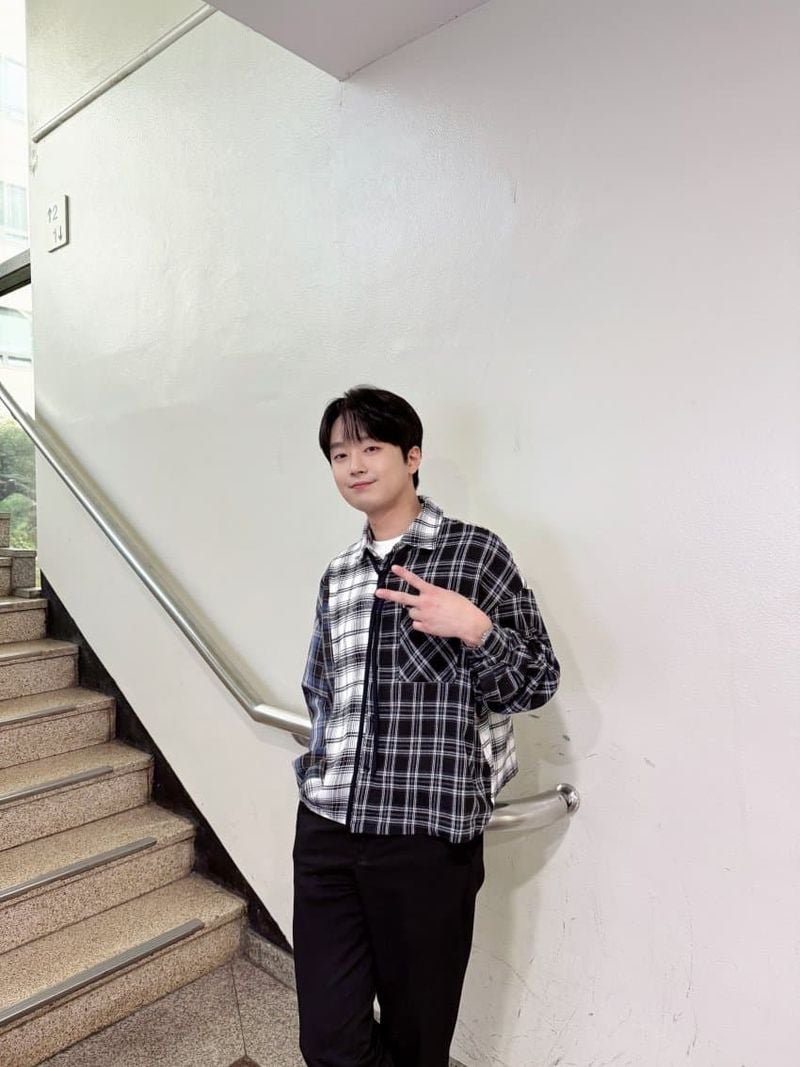 '최상의 예능을 펼치는 진행의 끝판왕' 이찬원, '불후의 명곡' 본방사수 독려→기대 폭발