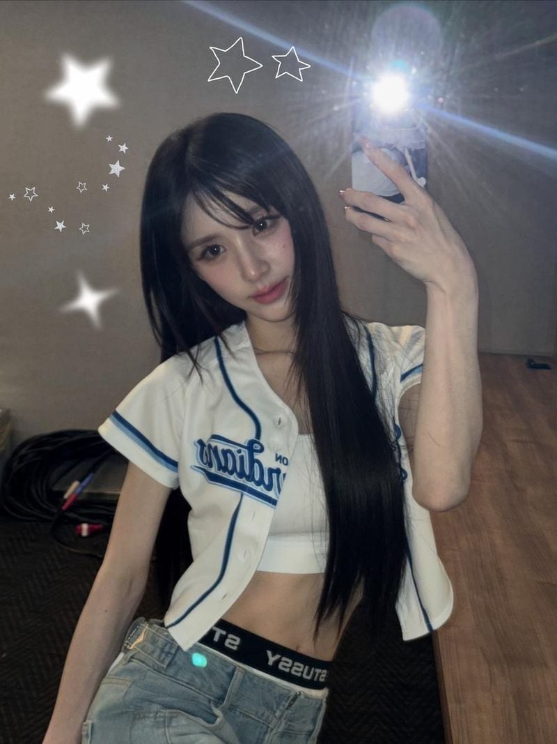걸그룹 아르테미스 희진 인스타그램
