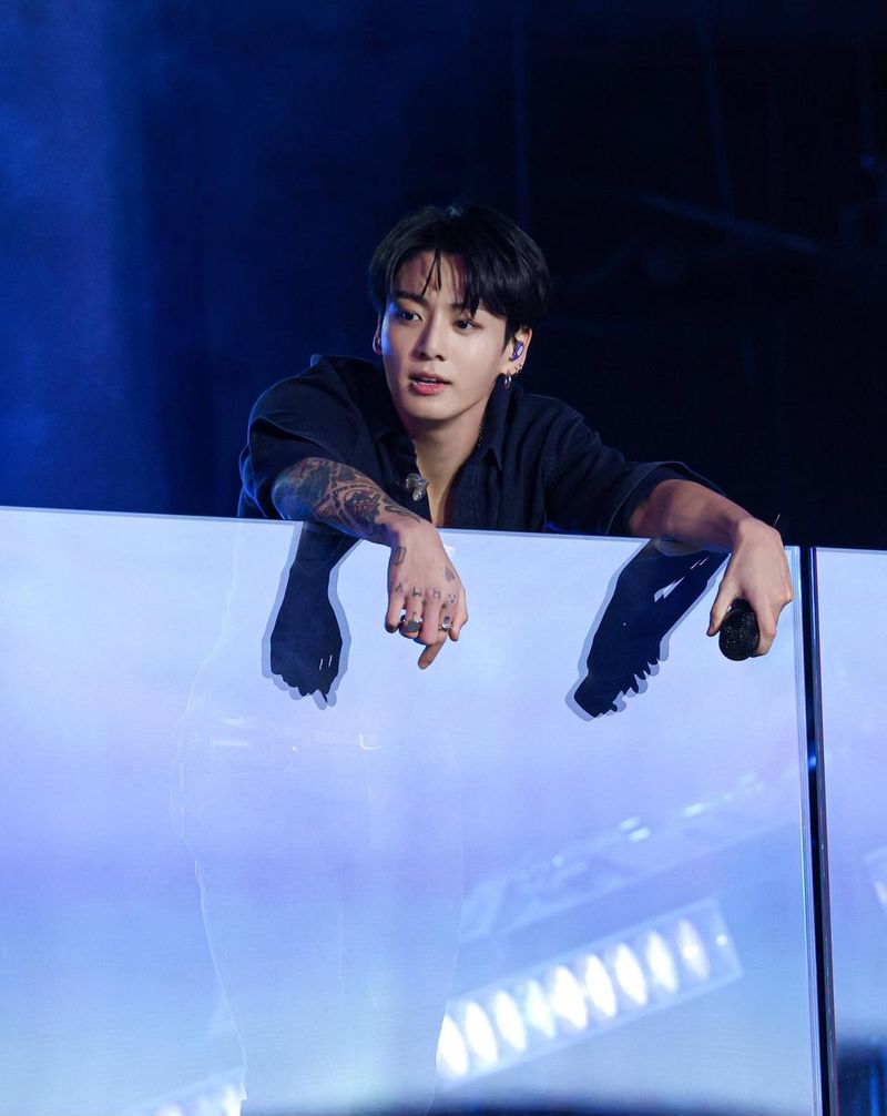 “정국, 스포티파이 800일 신화”…BTS 정국→K-팝 솔로 새 역사 썼다