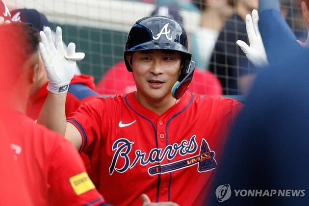 “시즌 5호 홈런 폭발”…김하성, 9경기 연속 안타로 애틀랜타 8연승 견인 / 연합뉴스