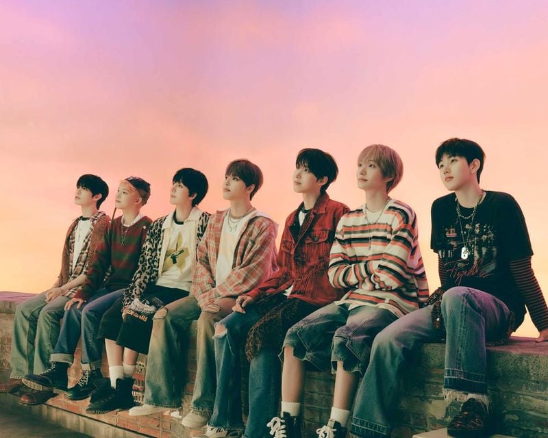 “킥플립 컴백으로 설렘 폭발”…‘My First Flip’ 속 첫사랑 감성→팬심 자극 / JYP엔터테인먼트