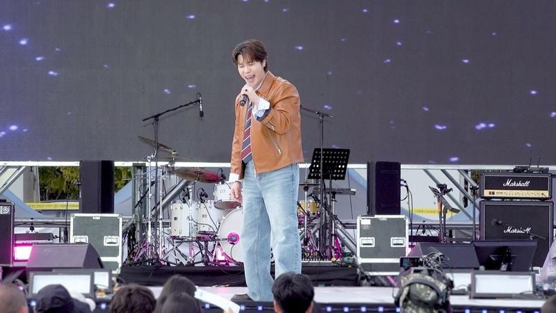“이현, 광주 물들인 진심 무대”…‘광산뮤직ON페스티벌’서 전 세대 공감→완벽 라이브