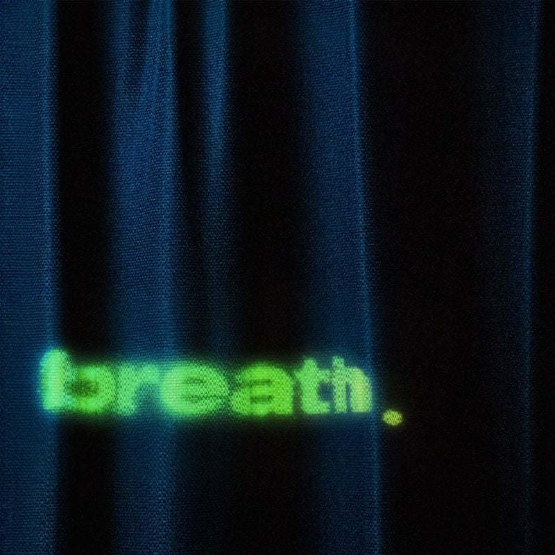 “숨 멎을 듯한 사랑의 순간”…JEY, ‘Breath’로 9개월 만의 귀환→감성 R&B 선사 / WAVY