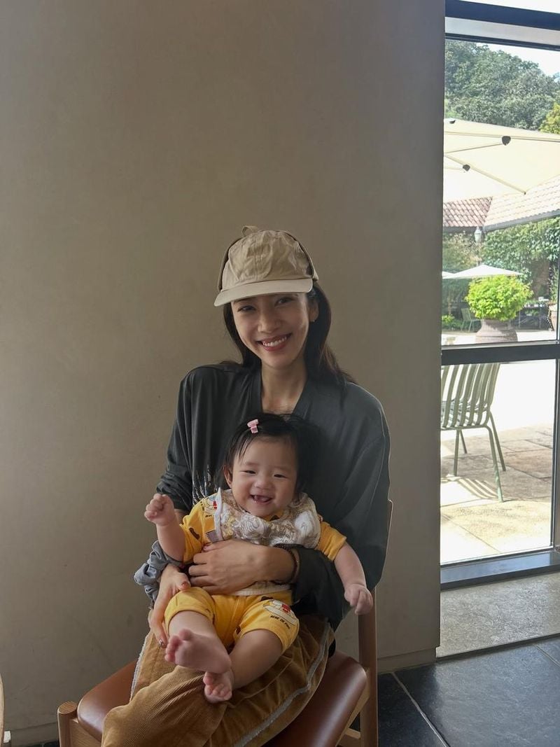 가수, 배우 손담비 인스타그램