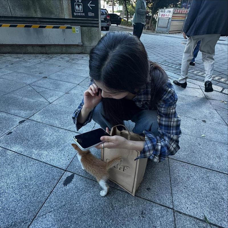 배우 신은수 인스타그램