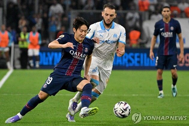 “전반 5분 치명적 실수”…PSG, 마르세유에 0-1 패배 시즌 첫 분패 / 연합뉴스