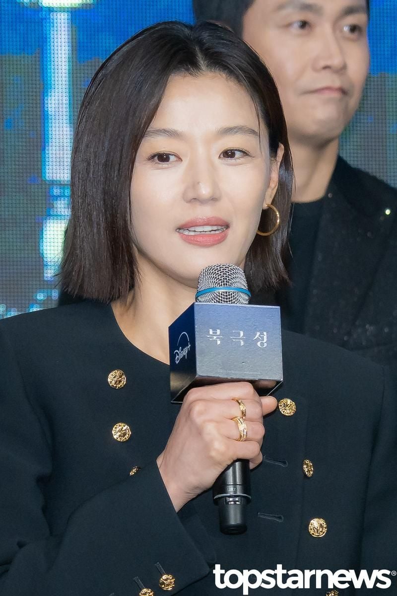전지현/톱스타뉴스 HD포토뱅크