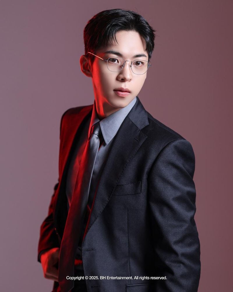 “냉철한 카리스마”…주종혁, ‘북극성’ 포스터 비하인드→강렬한 경호실장 존재감 / BH엔터테인먼트