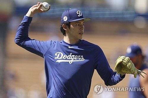“160㎞ 구속 회복”…사사키 로키, 4개월 만에 다저스 불펜 복귀 / 연합뉴스