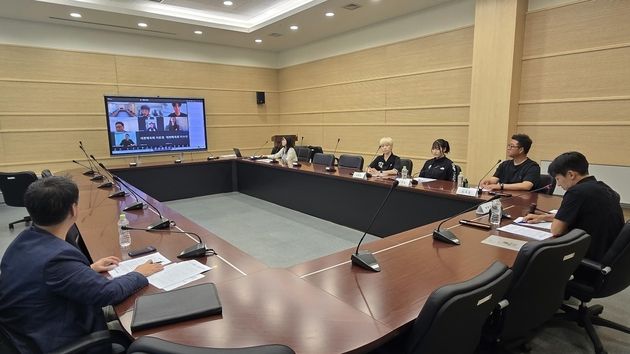 “품위 행동 촉구 성명서”…김국영, 선수위원회 회의서 국가대표 의무 강조 / 연합뉴스