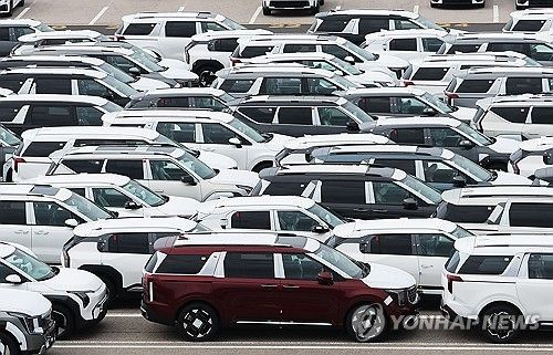 관세·노조 삼중고 직면”…한국차 업계, 글로벌 경쟁력 흔들→치열한 생존전