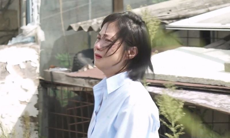 “멈춰선 발걸음, 울음 쏟아냈다”…박나래, ‘나 혼자 산다’서 조부모님 집 정리→깊은 그리움