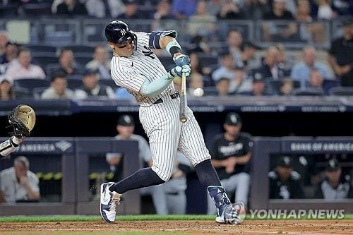 “50홈런 다시 달성”…양키스 저지, MLB 역대 4번째 4시즌 50홈런 / 연합뉴스