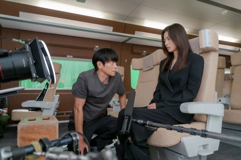 강동원·전지현, 북극성 멜로(출처=월트디즈니컴퍼니)