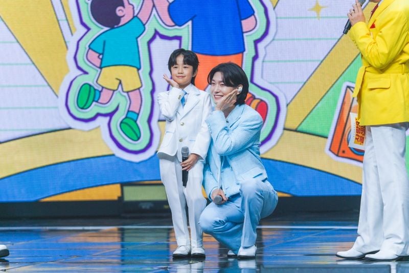 “미소까지 닮고 싶다”…유지우·김용빈, ‘사콜 세븐’ 무대서 핑크빛 고백→국악 신동과 케미 폭발 / TV CHOSUN
