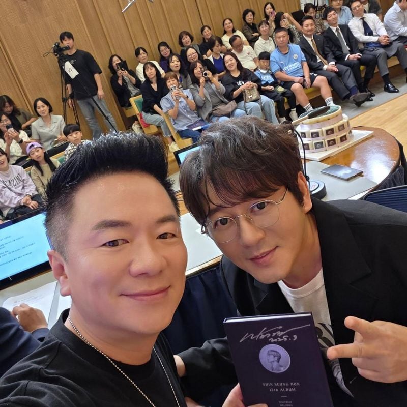 가수 신승훈 인스타그램