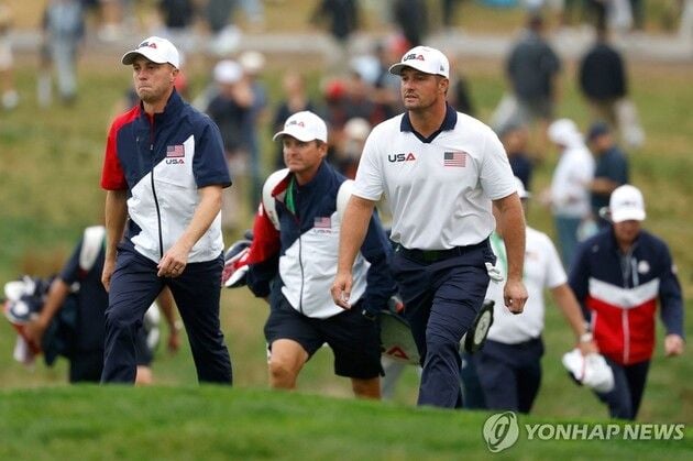 “포섬 1번 매치 빅매치”…디섐보·토머스, 람·해턴과 라이더컵 격돌 / 연합뉴스