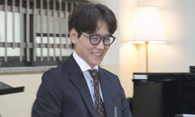 “카이의 교수 데뷔”…‘나 혼자 산다’에서 밝힌 노래 비법→수업 현장 시선 집중 / MBC