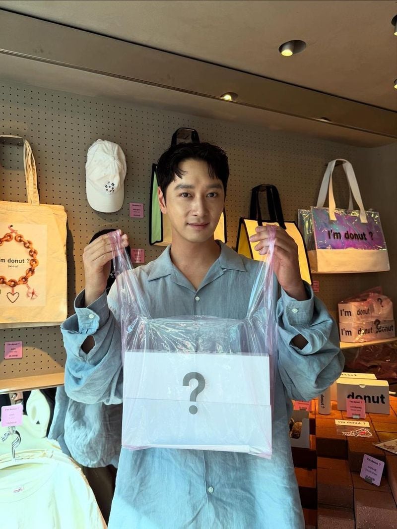 가수, 배우 황찬성 인스타그램