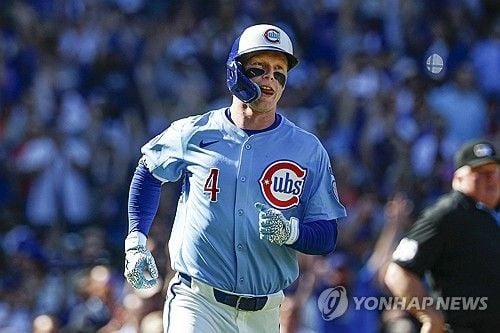 “6번째 30-30 클럽” 크로-암스트롱, 홈런·도루 신기록 달성 / 연합뉴스