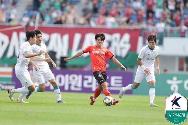 “수차례 골문 위협”…대전-강원, 0-0 무승부로 순위 요동 / 연합뉴스