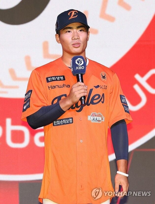 “1라운드 3순위 신인 계약”…오재원, 한화와 2억7천만원에 합의 / 연합뉴스