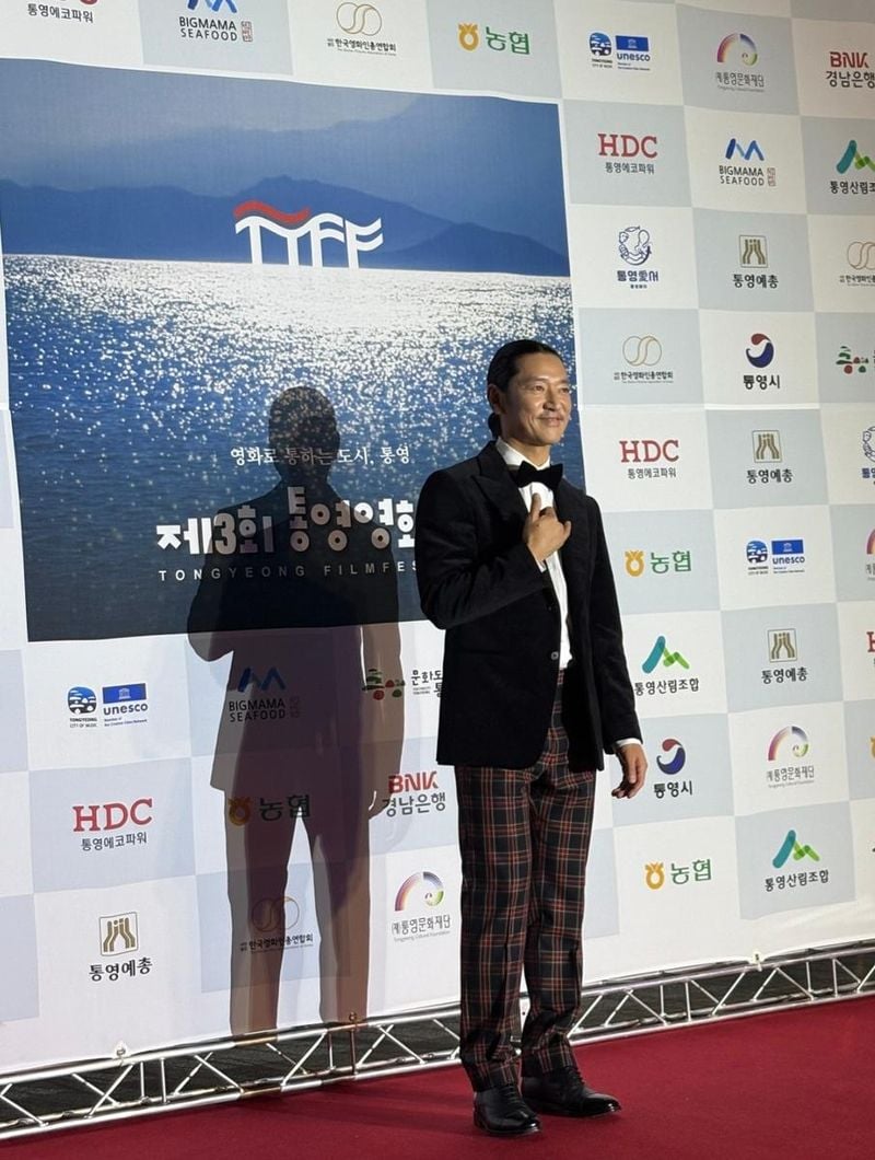 “통영 밤하늘에 울림”…바비킴, ‘제3회 통영영화제’ 개막식 무대→관객 열광 / 어트랙트