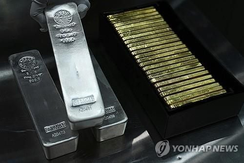 국제 금값 온스당 4,070.5달러…미 연방정부 셧다운에 사상 최고치 경신
