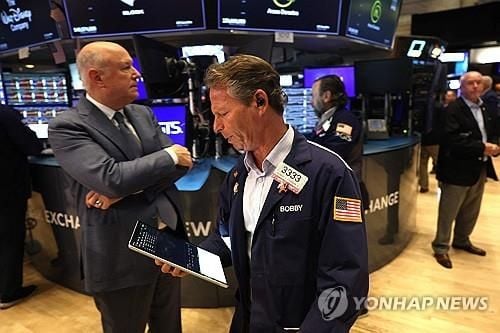 S&P500·나스닥 사상 최고치 경신…엔비디아 2% 상승, AI 낙관론 영향