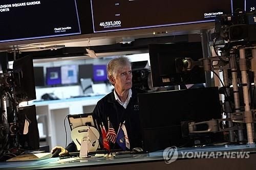 뉴욕증시 3대 지수 일제히 하락…기술주 차익실현에 다우 0.52%↓