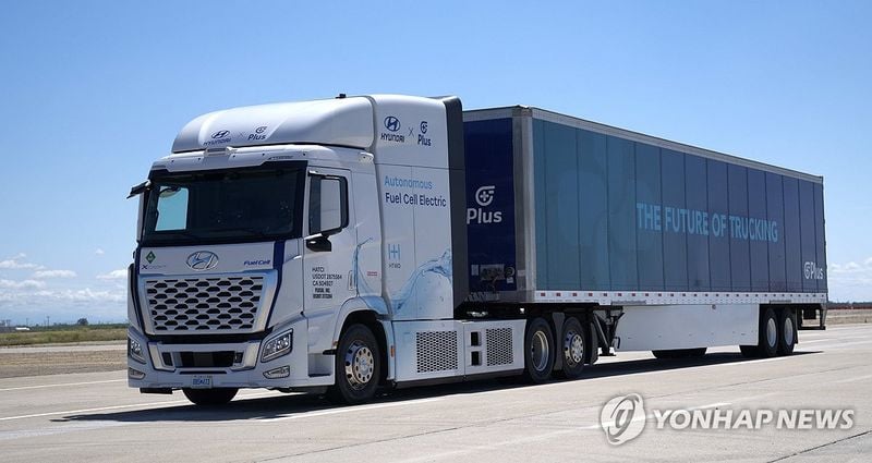 자율주행 수소트럭 혁신”…현대차 엑시언트, 글로벌 기술력 입증→미래 물류 주도권