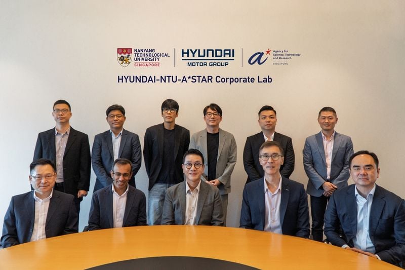 AI·스마트 제조 혁신 현대차그룹 HMGICS, 싱가포르 연구소 개소→글로벌 제조 경쟁력 제고