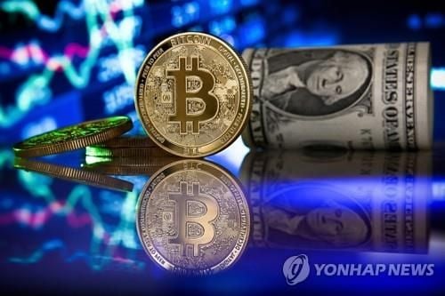 가상화폐 시장 24시간 최대 폭락…비트코인 14% 급락·27조 원 청산
