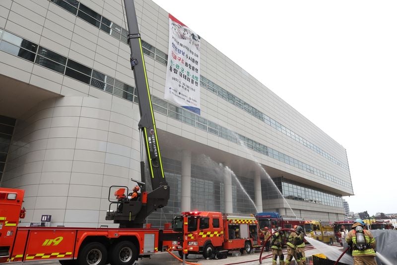 전기차 화재 대응 역량 결집…강남구, 16개 기관 합동훈련→안전 인프라 강화