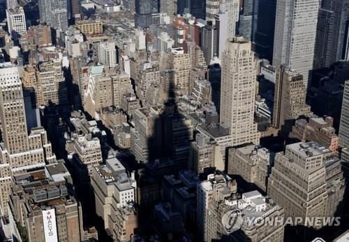뉴욕증시, 中소형은행 부실대출 우려에 하락…자이언스뱅코프 13% 급락