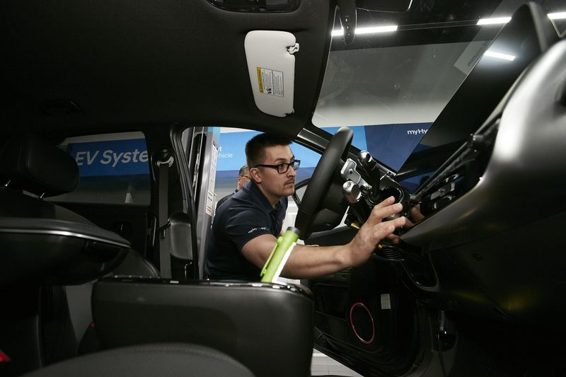 글로벌 정비 인재 양성 박차…현대차 월드스킬올림픽, 첨단 교육전략→역량 강화