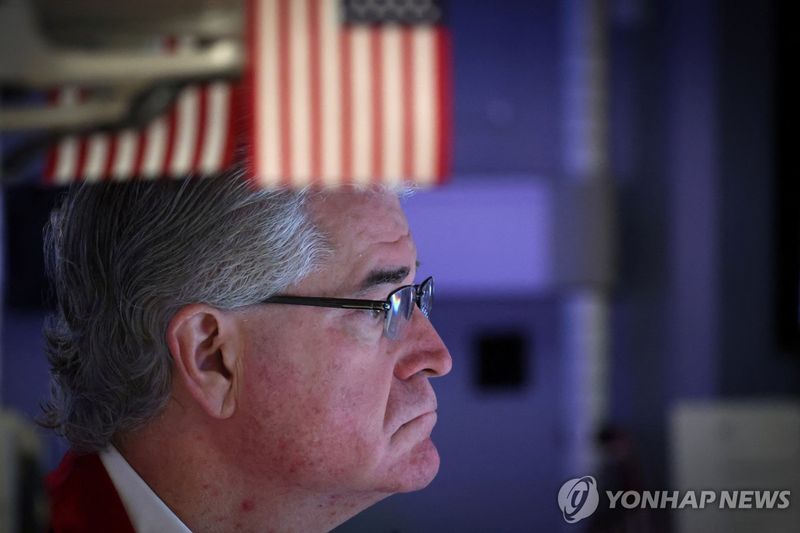 뉴욕증시, 9월 CPI 둔화에 사상 최고치 경신…다우 0.83%↑