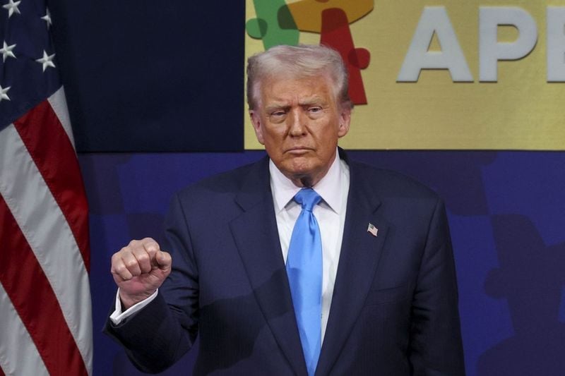 한국 첫 핵추진 잠수함 공식화…트럼프 “美 기술·연료 지원 승인” / 연합뉴스