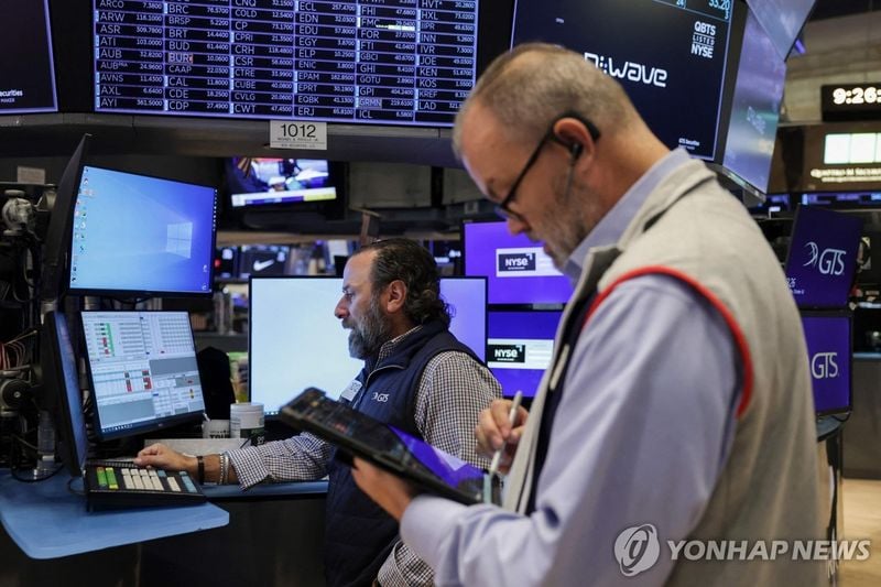 뉴욕증시 3대 지수 일제히 하락…美·中 무역 휴전 불안에 ‘메타’ 11% 급락