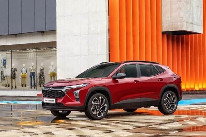 한국GM 수출 관세 압박…트랙스 크로스오버 위기 속 대응전략→경쟁력 강화