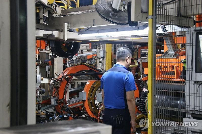 금호타이어 3분기 실적 부침…화재·관세 악재 속 글로벌 전략→방향타진