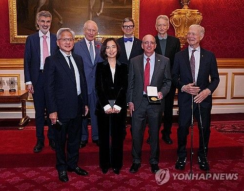 글로벌 AI 석학들 “AI, 일부 업무서 인간 능가”…생산성 혁신 기대감