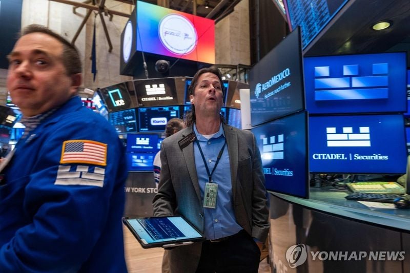 뉴욕증시, 셧다운 종료 기대감에 3대 지수 일제히 상승…나스닥 2.02%↑