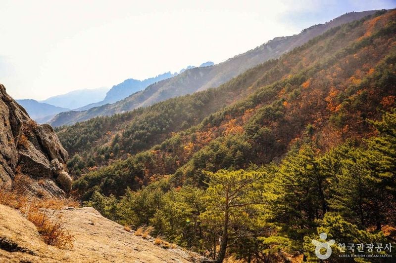 화암사 출처 : 한국관광공사 포토코리아