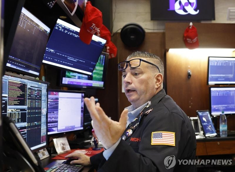 뉴욕증시 하락 출발…다우 1.2%↓, AI 밸류에이션 우려 확산