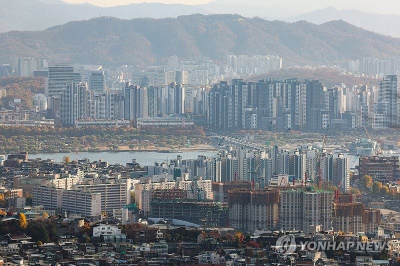 강남권 주도 서울 아파트 실거래가 상승폭 2.75% 기록 / 연합뉴스