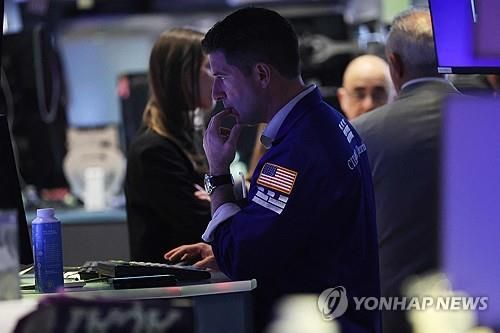 뉴욕증시, 엔비디아 효과에도 차익 매물에 약세 전환…3대 지수 동반 하락