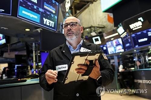 뉴욕증시, 12월 금리 인하 기대에 일제 반등…다우 1.08% 상승 마감